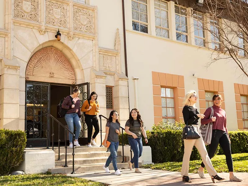 With over 50 different majors and minors, the Mount offers students the opportunity to think critically across disciplines and excel with a hands-on education.