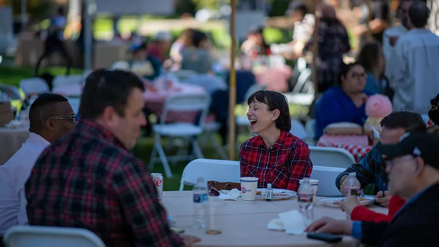 Mount faculty and staff had the opportunity to mingle and enjoy a fun afternoon of festivities at the Doheny Campus.