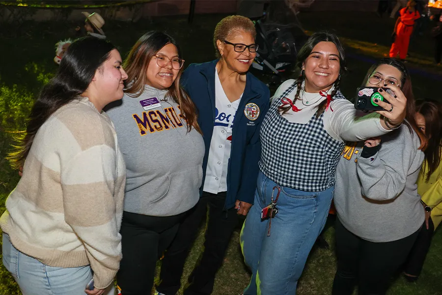 Mount students take a memorable selfie with Los Angeles Mayor Karen Bass at the Haunted Halloween Campus event