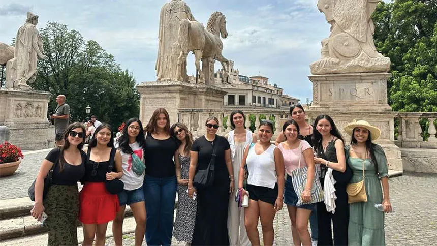 Mount students explored Rome and Florence during a month-long trip.