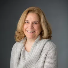 Sandra A Russo headshot