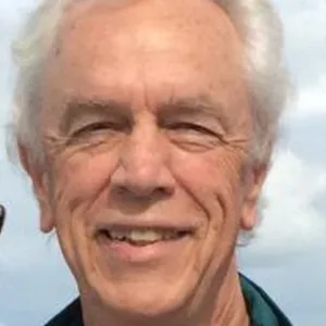 Ross Hopkins Headshot