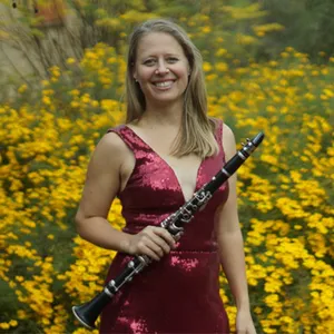 Sara Canning Headshot