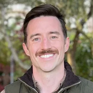 Conor Smith headshot