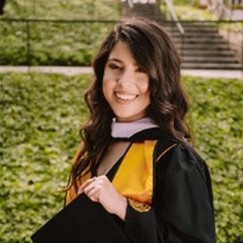 Stephanie Aguilar headshot