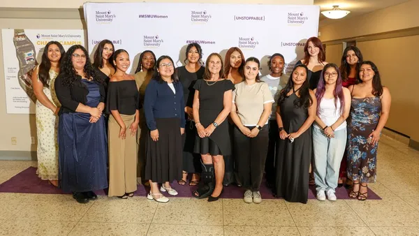 President Ann McElaney-Johnson with ˮ���� Marymount Scholars