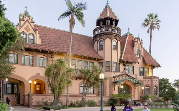 Doheny Mansion at Mount Saint Mary's University.