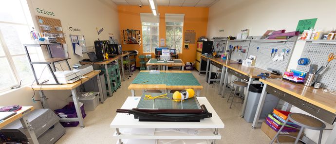 The 91ɬ�� Makerspace room